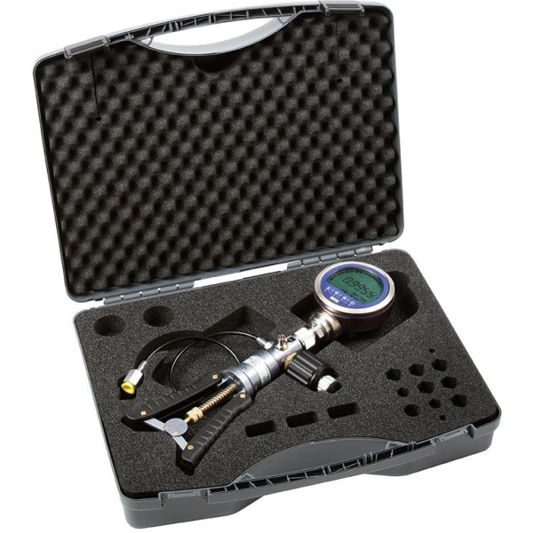 Wika Instrument CPG1500 CPP30 1 14.5 580PSI
